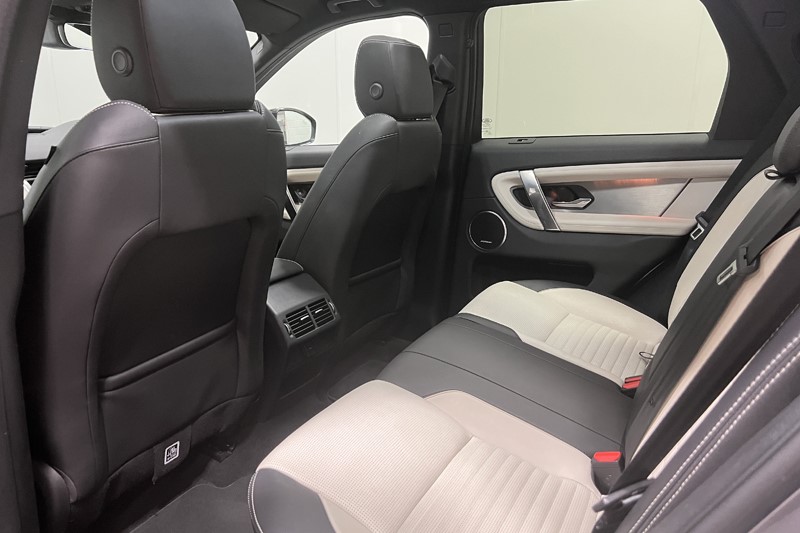 2023 (23) LAND ROVER DISCOVERY SPORT 1.5 P300e R-Dynamic SE 5dr Auto [5 Seat] 5698895