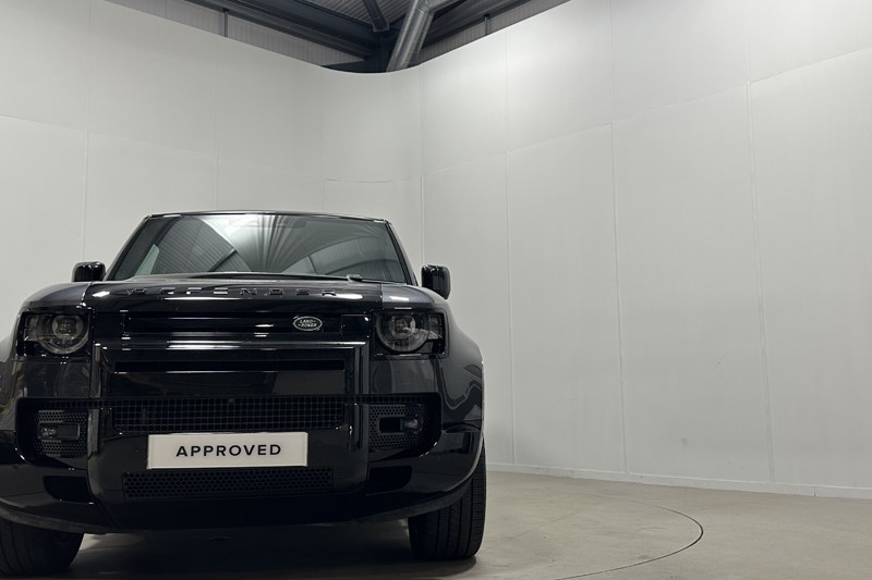 2025 (25) LAND ROVER DEFENDER 3.0 D350 X 90 3dr Auto 5679192