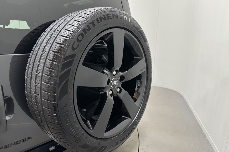 2025 (25) LAND ROVER DEFENDER 3.0 D350 X 90 3dr Auto 5679184