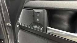 2025 (25) LAND ROVER DEFENDER 3.0 D350 X 90 3dr Auto 5679148
