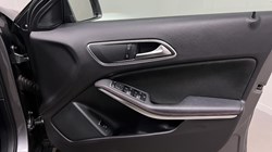 2020 (20) MERCEDES-BENZ GLA 180 AMG Line Edition 5dr Auto 5673553
