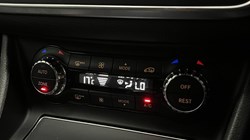 2020 (20) MERCEDES-BENZ GLA 180 AMG Line Edition 5dr Auto 5673562