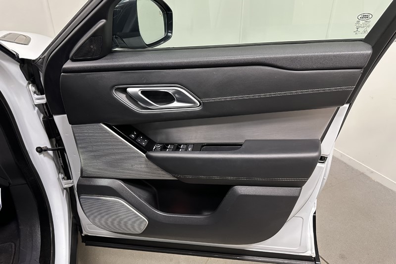 2020 (70) LAND ROVER RANGE ROVER VELAR 2.0 D180 R-Dynamic HSE 5dr Auto 5669620