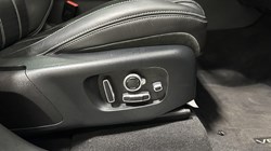 2020 (70) LAND ROVER RANGE ROVER VELAR 2.0 D180 R-Dynamic HSE 5dr Auto 5669624