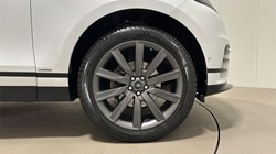 2020 (70) LAND ROVER RANGE ROVER VELAR 2.0 D180 R-Dynamic HSE 5dr Auto 5669615