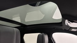 2020 (70) LAND ROVER RANGE ROVER VELAR 2.0 D180 R-Dynamic HSE 5dr Auto 5669628