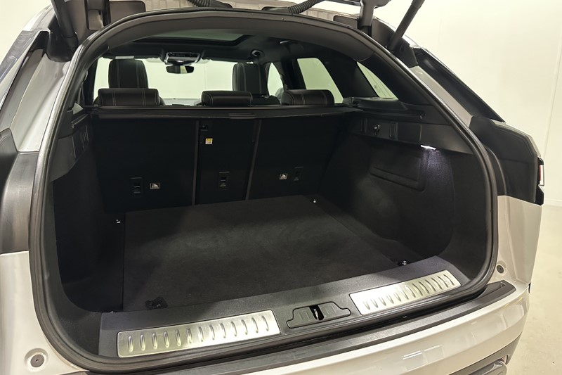 2020 (70) LAND ROVER RANGE ROVER VELAR 2.0 D180 R-Dynamic HSE 5dr Auto 5669651