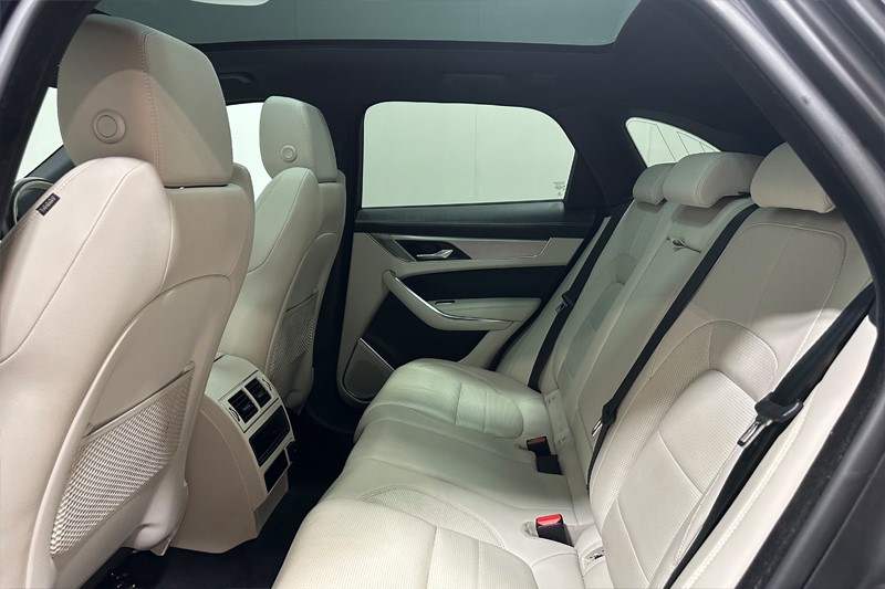 2023 (23) JAGUAR F-PACE 2.0 P400e R-Dynamic SE Black 5dr Auto AWD 5693099