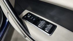 2023 (23) JAGUAR F-PACE 2.0 P400e R-Dynamic SE Black 5dr Auto AWD 5693109