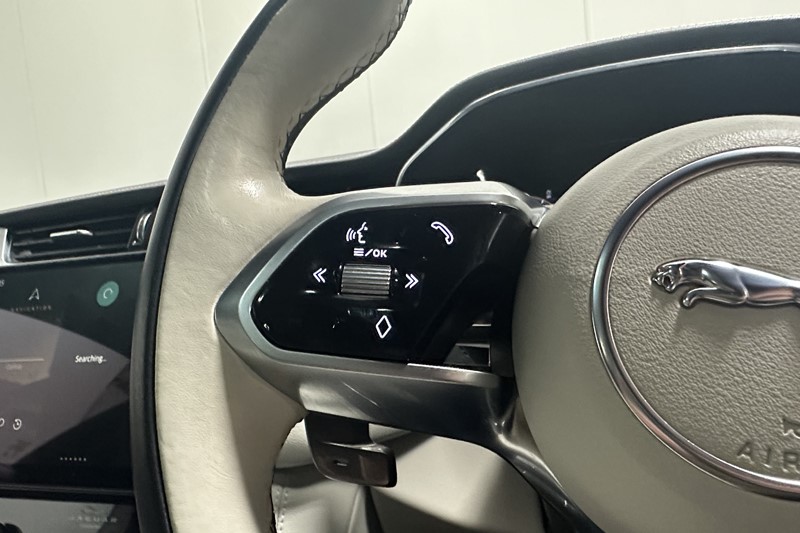 2023 (23) JAGUAR F-PACE 2.0 P400e R-Dynamic SE Black 5dr Auto AWD 5693119
