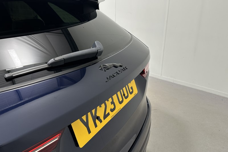 2023 (23) JAGUAR F-PACE 2.0 P400e R-Dynamic SE Black 5dr Auto AWD 5693142