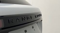 2024 (74) LAND ROVER RANGE ROVER VELAR 2.0 D200 MHEV Dynamic SE 5dr Auto 5685234