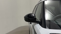2024 (74) LAND ROVER RANGE ROVER VELAR 2.0 D200 MHEV Dynamic SE 5dr Auto 5685237
