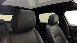2025 (74) LAND ROVER RANGE ROVER VELAR 2.0 D200 MHEV Dynamic SE 5dr Auto 5686538