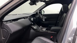 2025 (74) LAND ROVER RANGE ROVER VELAR 2.0 D200 MHEV Dynamic SE 5dr Auto 5686553