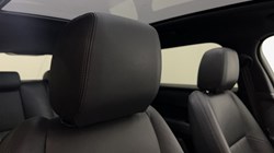 2025 (74) LAND ROVER RANGE ROVER VELAR 2.0 D200 MHEV Dynamic SE 5dr Auto 5686539