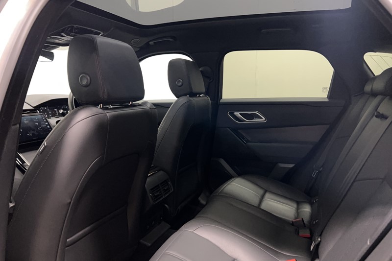 2025 (74) LAND ROVER RANGE ROVER VELAR 2.0 D200 MHEV Dynamic SE 5dr Auto 5686556