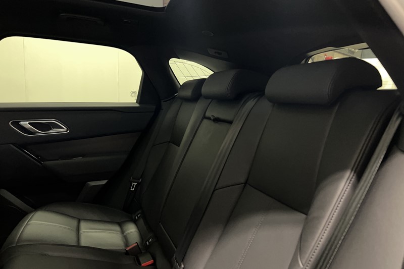 2025 (74) LAND ROVER RANGE ROVER VELAR 2.0 D200 MHEV Dynamic SE 5dr Auto 5686557