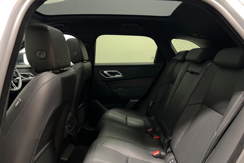 2025 (74) LAND ROVER RANGE ROVER VELAR 2.0 D200 MHEV Dynamic SE 5dr Auto 5686522
