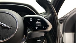 2021 (21) JAGUAR F-PACE 2.0 D200 R-Dynamic S 5dr Auto AWD 5705571