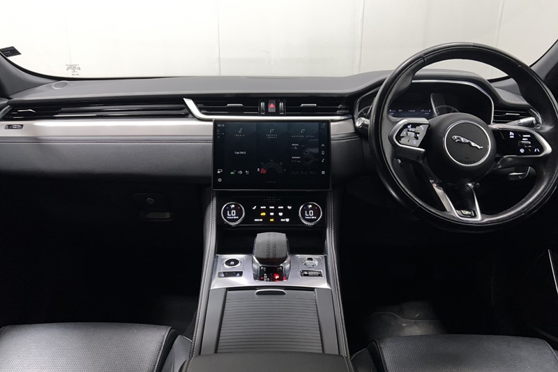 2021 (21) JAGUAR F-PACE 2.0 D200 R-Dynamic S 5dr Auto AWD 5705561