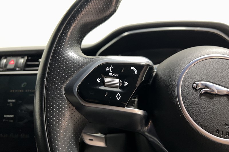 2021 (21) JAGUAR F-PACE 2.0 D200 R-Dynamic S 5dr Auto AWD 5705572