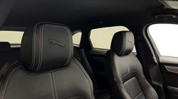 2021 (21) JAGUAR F-PACE 2.0 D200 R-Dynamic S 5dr Auto AWD 5705569