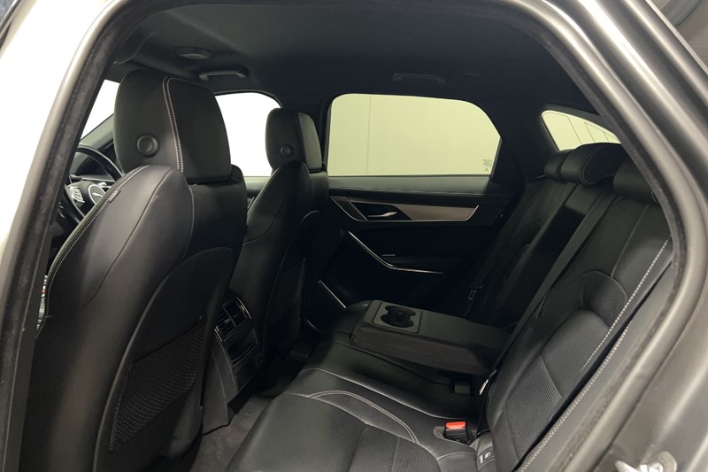 2021 (21) JAGUAR F-PACE 2.0 D200 R-Dynamic S 5dr Auto AWD 5705591