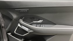 2023 (73) JAGUAR E-PACE 1.5 P300e R-Dynamic SE 5dr Auto 5708371