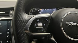 2023 (73) JAGUAR E-PACE 1.5 P300e R-Dynamic SE 5dr Auto 5708380