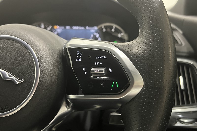 2023 (73) JAGUAR E-PACE 1.5 P300e R-Dynamic SE 5dr Auto 5708381