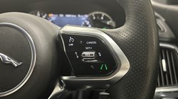 2023 (73) JAGUAR E-PACE 1.5 P300e R-Dynamic SE 5dr Auto 5708381
