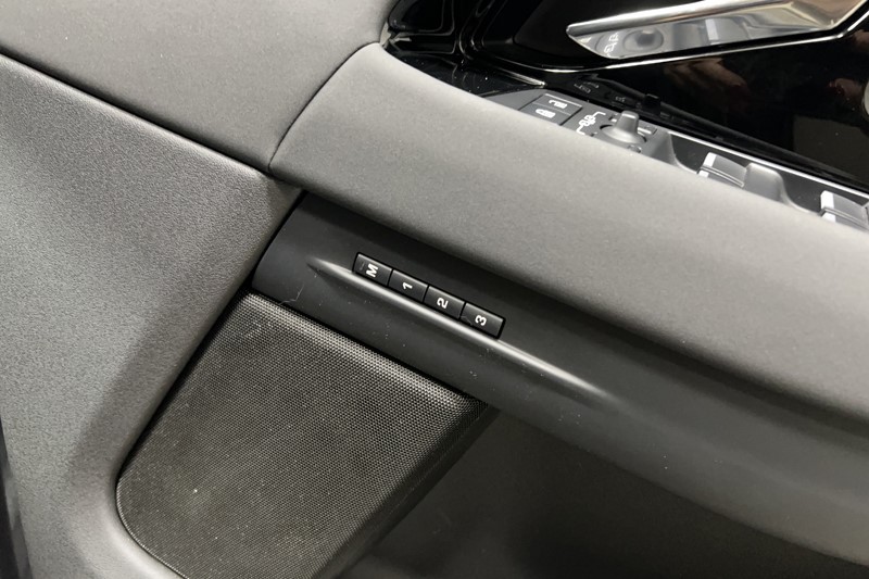 2023 (73) LAND ROVER RANGE ROVER EVOQUE 2.0 D200 Dynamic SE 5dr Auto 5705869
