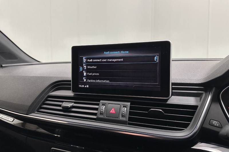 2019 (19) AUDI Q5 40 TDI Quattro Black Edition 5dr S Tronic 5695522