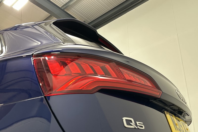 2019 (19) AUDI Q5 40 TDI Quattro Black Edition 5dr S Tronic 5695535