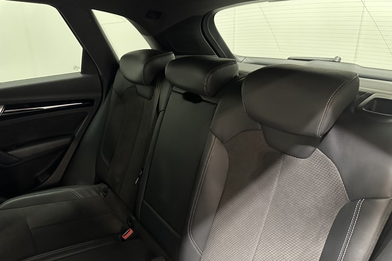 2019 (19) AUDI Q5 40 TDI Quattro Black Edition 5dr S Tronic 5695529