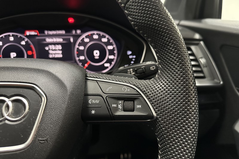 2019 (19) AUDI Q5 40 TDI Quattro Black Edition 5dr S Tronic 5695508