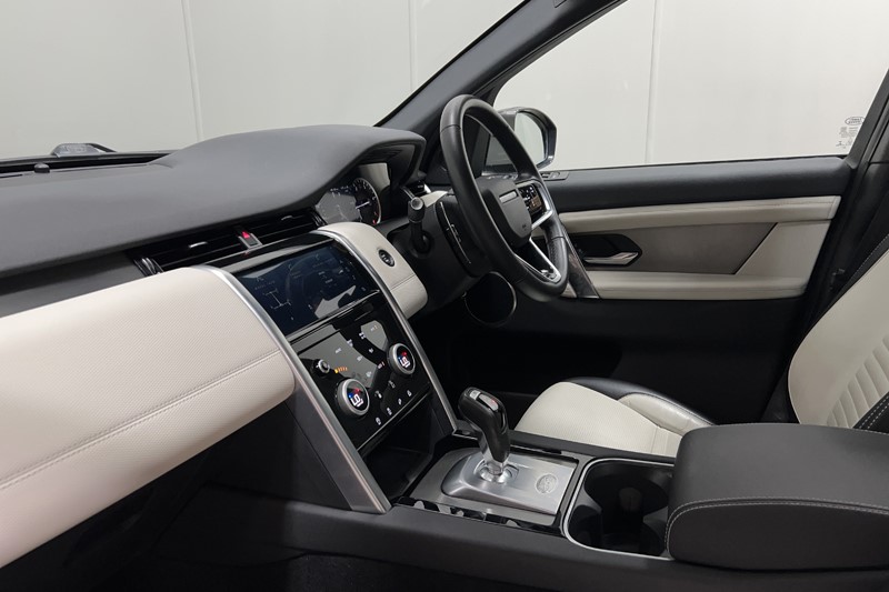 2022 (22) LAND ROVER DISCOVERY SPORT 2.0 D200 Urban Edition 5dr Auto [5 Seat] 5722868