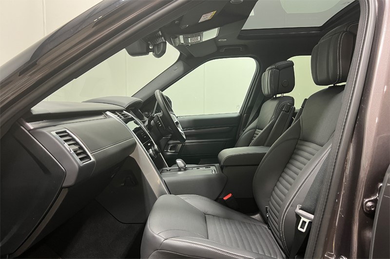 2025 (75) LAND ROVER DISCOVERY 3.0 D350 Metropolitan Edition 5dr Auto 5699918