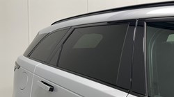 2023 (23) LAND ROVER RANGE ROVER VELAR 2.0 D200 R-Dynamic SE 5dr Auto 5726486