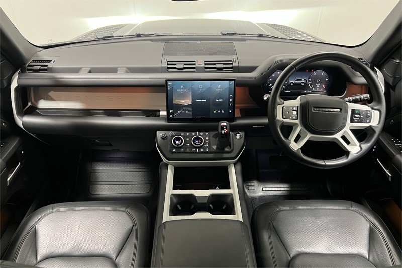 2024 (74) LAND ROVER DEFENDER 3.0 D350 X-Dynamic HSE 110 5dr Auto [7 Seat] 5876494