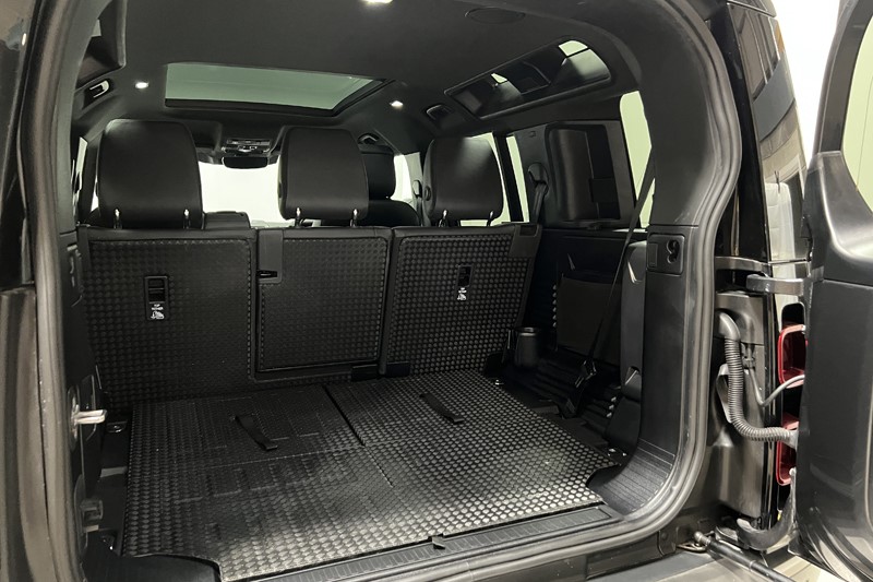 2024 (74) LAND ROVER DEFENDER 3.0 D350 X-Dynamic HSE 110 5dr Auto [7 Seat] 5876537