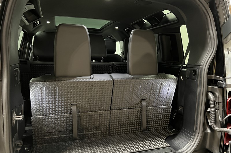 2024 (74) LAND ROVER DEFENDER 3.0 D350 X-Dynamic HSE 110 5dr Auto [7 Seat] 5876536