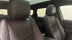 2024 (74) LAND ROVER RANGE ROVER EVOQUE 2.0 D200 Dynamic SE 5dr Auto 5707864