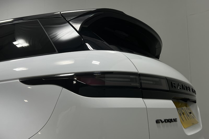 2024 (74) LAND ROVER RANGE ROVER EVOQUE 2.0 D200 Dynamic SE 5dr Auto 5707886