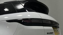 2024 (74) LAND ROVER RANGE ROVER EVOQUE 2.0 D200 Dynamic SE 5dr Auto 5707886