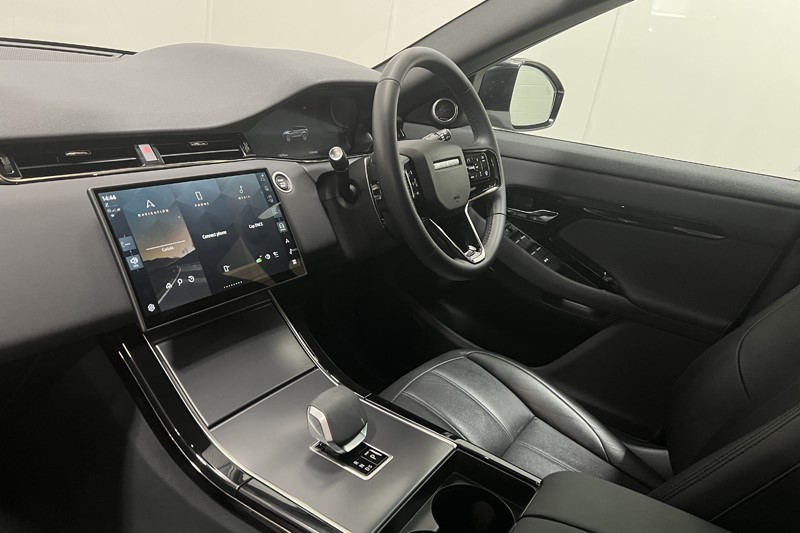 2024 (74) LAND ROVER RANGE ROVER EVOQUE 2.0 D200 Dynamic SE 5dr Auto 5707880