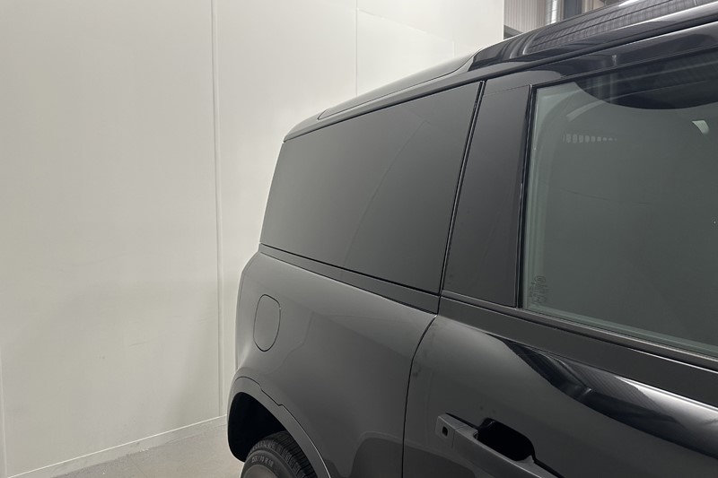 2023 (23) LAND ROVER COMMERCIAL DEFENDER 3.0 D250 Hard Top Auto 5708528