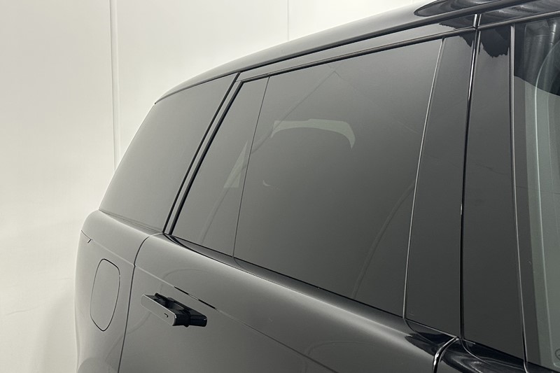 2024 (74) LAND ROVER RANGE ROVER 3.0 P550e Autobiography 4dr Auto 5708928