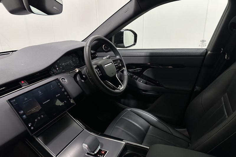 2024 (74) LAND ROVER RANGE ROVER EVOQUE 2.0 D200 Dynamic SE 5dr Auto 5707136